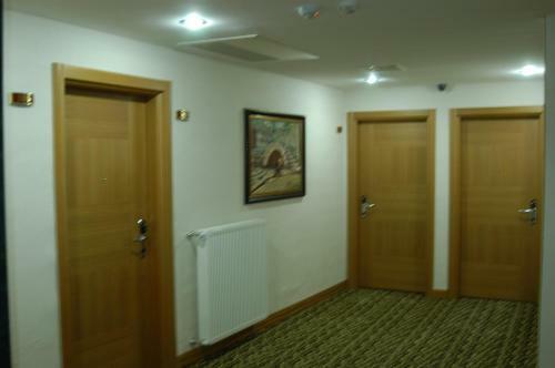 Arsames Hotel