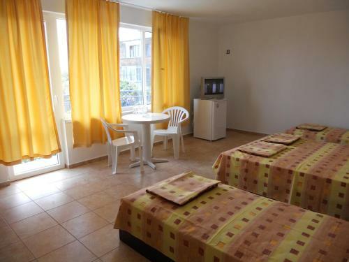 Hostal Agatopolis Villa