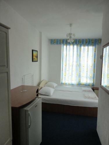 Hostal Guest Rooms Casa Luba