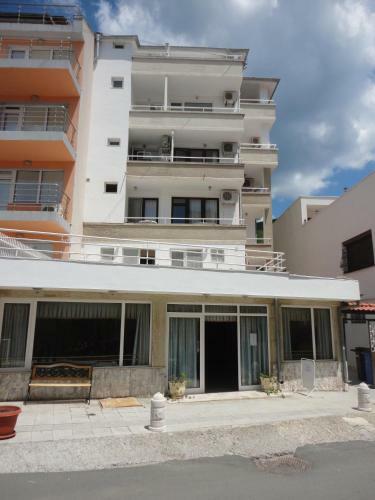 Hostal Guest Rooms Casa Luba