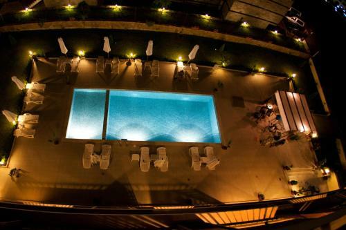 Aparthotel Gallery Suites
