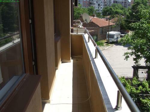Hostal Asparuhov Guest Rooms And Apartments