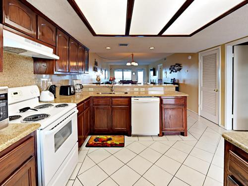 Apartamento 4400 Gulf Blvd Condo Unit 406