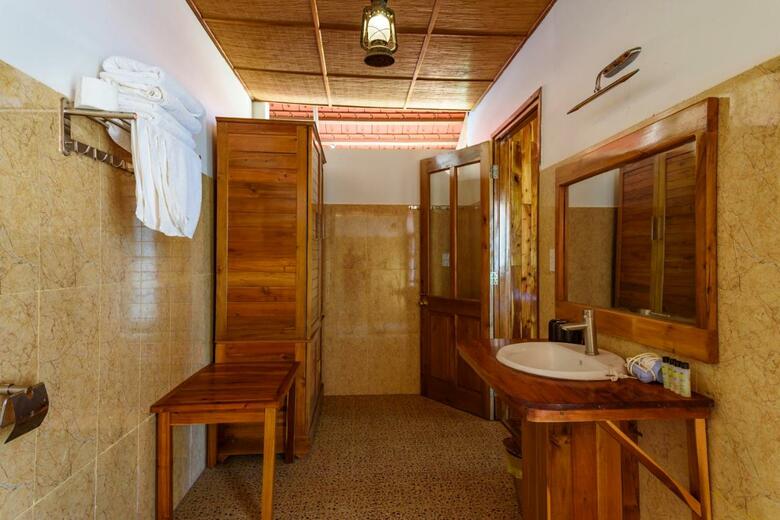 Hotel Mango Beach Resort