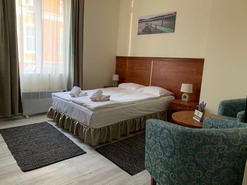 Hostal Guest Rooms Donovi
