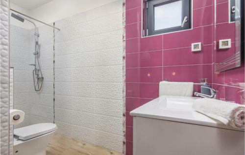 Three-bedroom Holiday Home In Novigrad