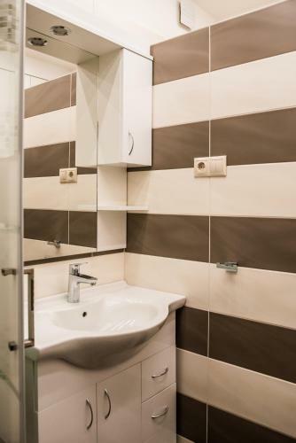 Belv�rosi Apartman Cegl�d