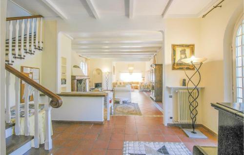 Four-bedroom Holiday Home In Massarosa -lu-