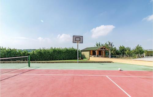 Three-bedroom Holiday Home In Montelupone (Mc)