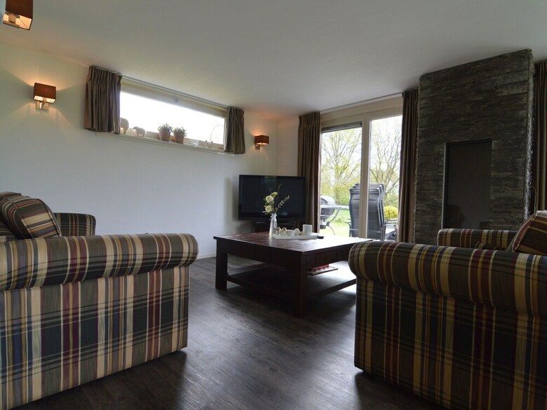 Cabana Enticing Holiday Home In Reutum With Sauna