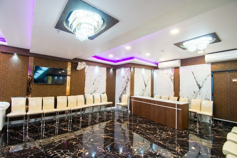 Capital O 60412 Hotel Orion Crystal