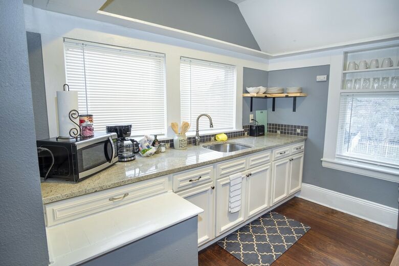 Apartamentos Cozy Downtown 2ba/1ba Historic House - Casa Verde