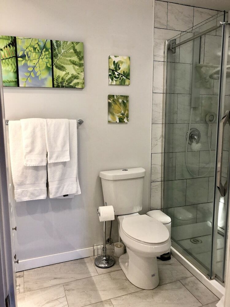 Bed & Breakfast A Golden Mile Bnb