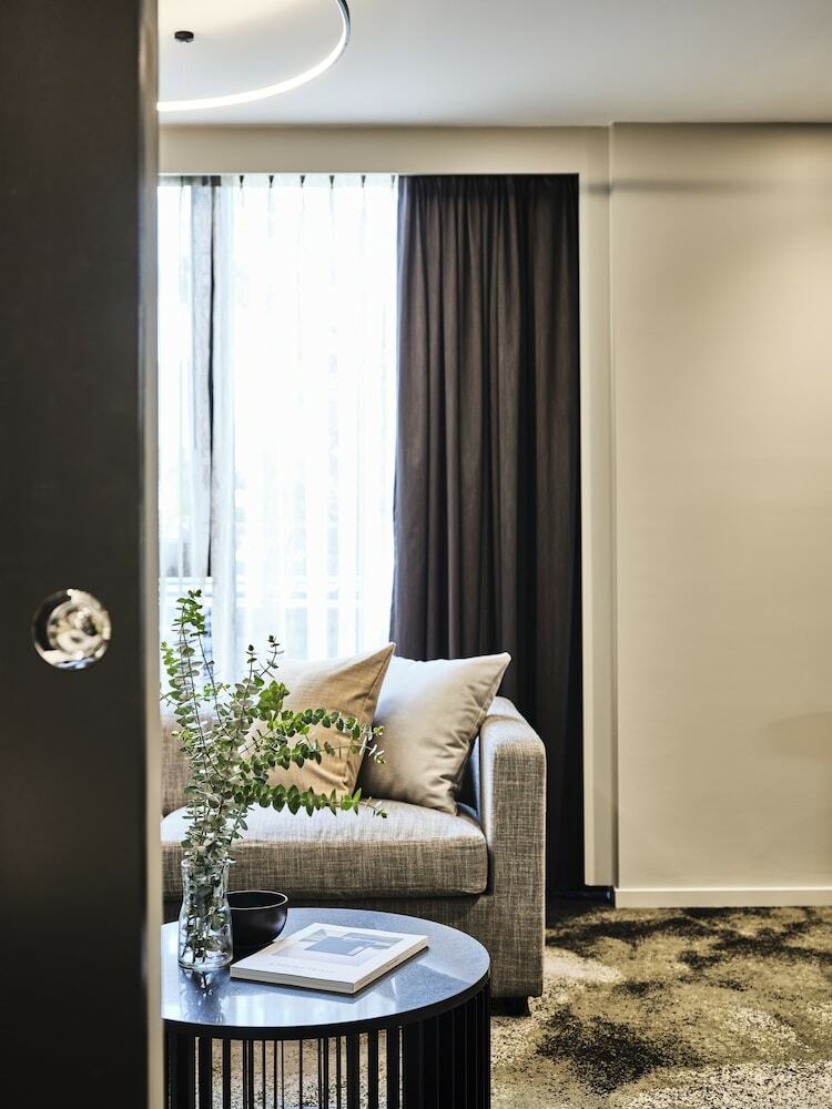 Adina Apartment Hotel West Melbourne