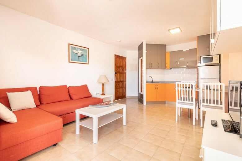Apartamento 35138b01 - Petrel 2, Aptos El Cardenal 906