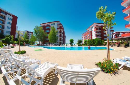 Aparthotel Marina View Fort Beach
