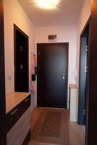 Dom-el Real Apartments In Raduga Complex