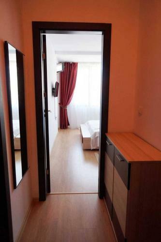 Dom-el Real Apartments In Raduga Complex