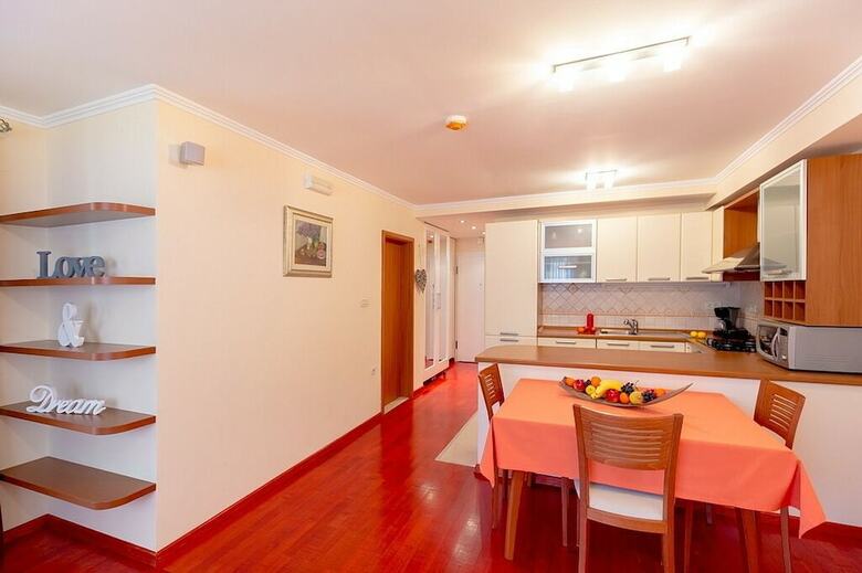 Apartamento Leona & Borna Central Suites