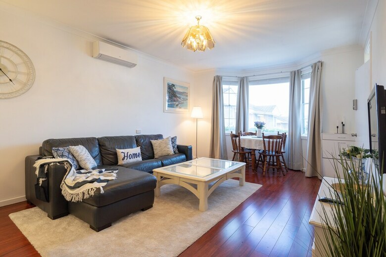 Homely 2 Bedroom Place In Denistone