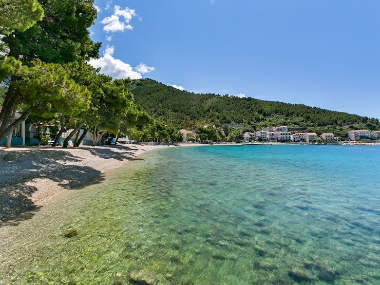 Simplistic Apartment In Drvenik Near Beach Lu?ica