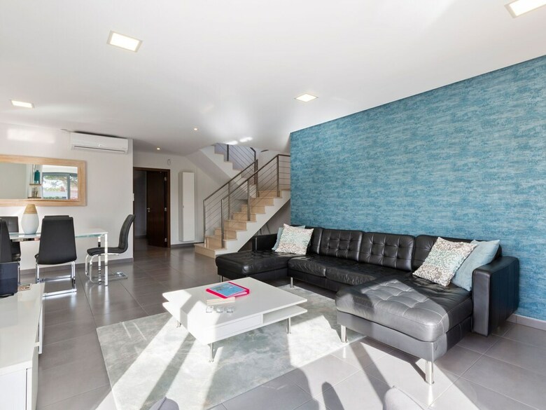 Villa Modern Holiday Home In Foz de Arelho With Private Pool