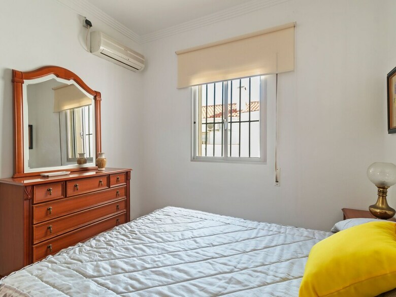 Cozy Holiday Home In M�laga Near Beach