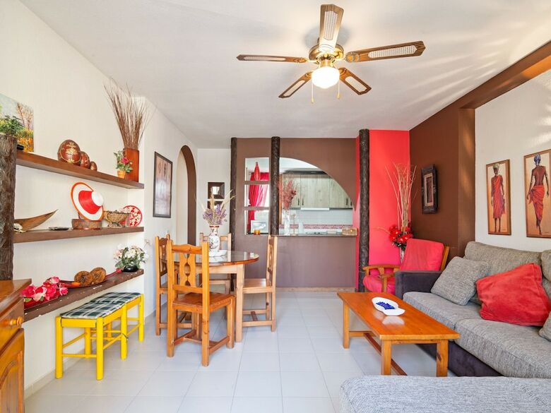 Lovely Apartment In Roquetas de Mar With Balcony