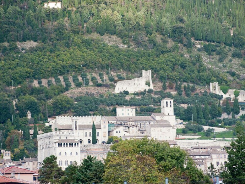 Quaint Farmhouse In Gubbio With Swimming Pool