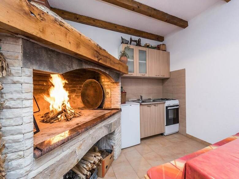 Trendy Holiday Home In Zadar With Balcony