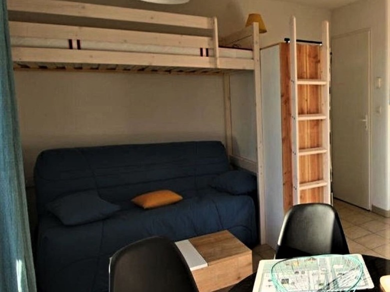 Cosy Apartment In Prayssac With Swimming Pool