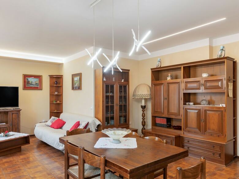 Spacious Apartment In Subbiano With Garden