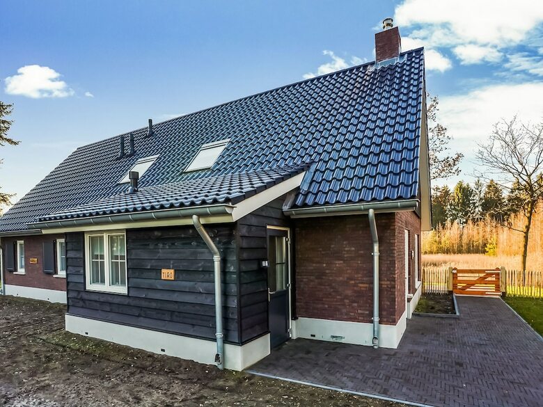 Spacious Holiday Home In Rijssen With Garden