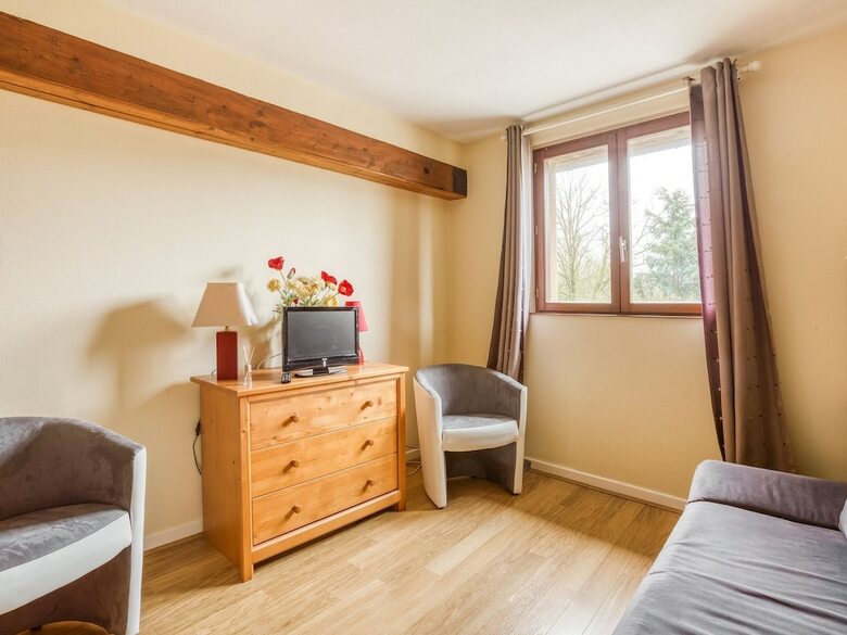 Quaint Holiday Home In Saint James With Garden