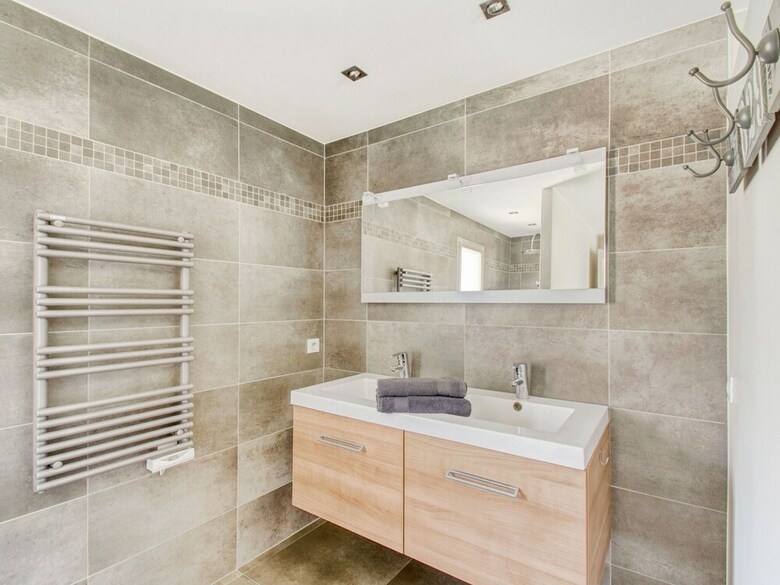Cozy Villa In Le Plan-de-la-tour With Private Swimming Pool