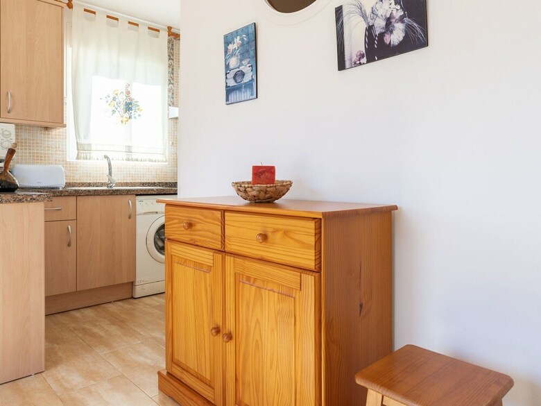 Elegant Apartment In Total�n With Jacuzzi