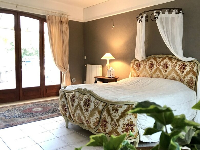 Beautiful Charming Bastide Style Villa In Le Plan-de-la-tour With Private Pool