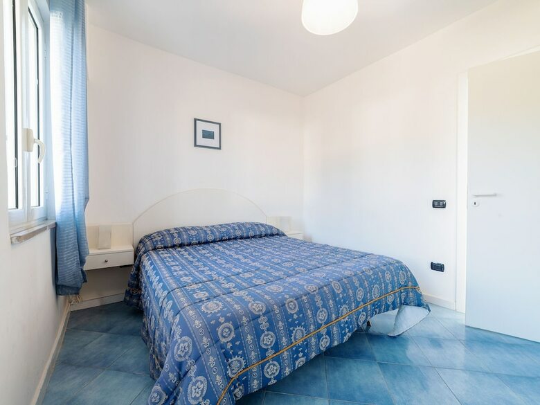 Comfy Apartment In Policastro Bussentino With Terrace