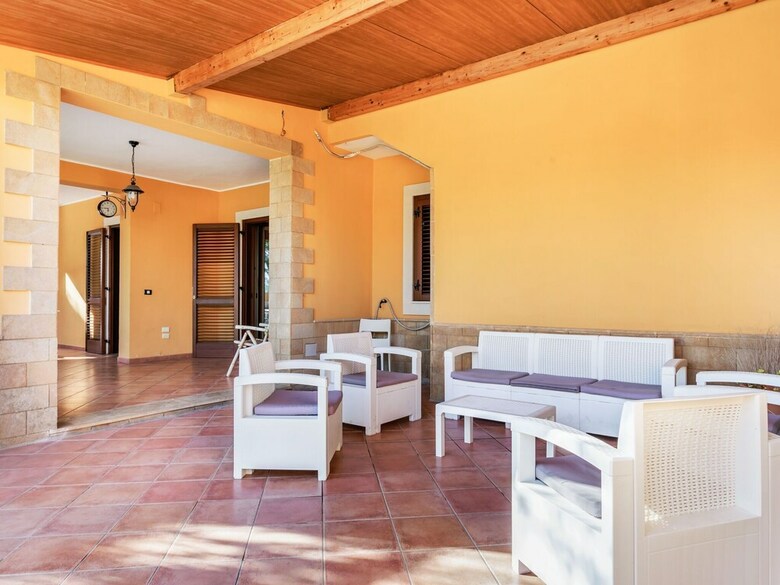 Peaceful Holiday Home In Punta Milocca With Private Pool