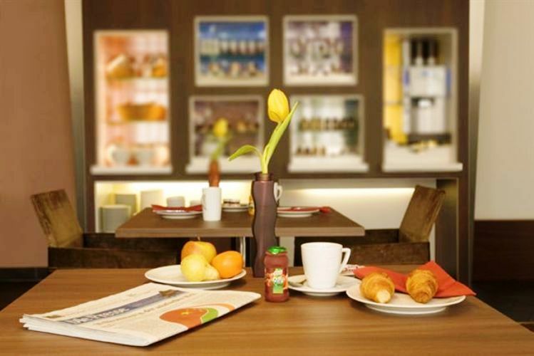 Hotel Suite Novotelwien Messe