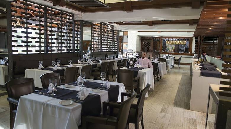 Camino Real Hotel