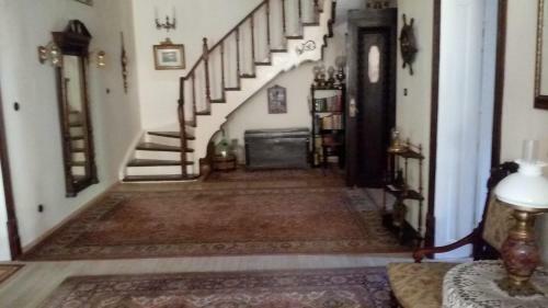 Hostal Retro - 19th Century Guest House