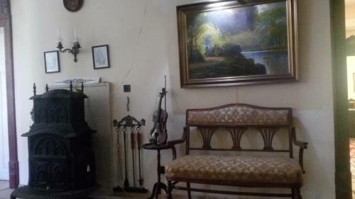 Hostal Retro - 19th Century Guest House