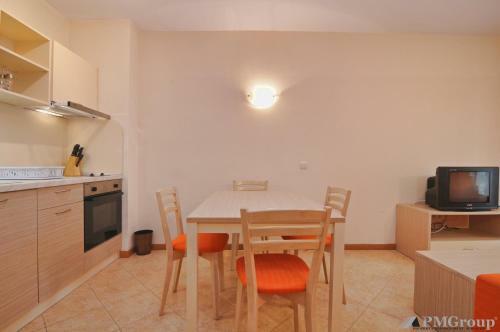 Aparthotel Pmg Royal Sun Apartments