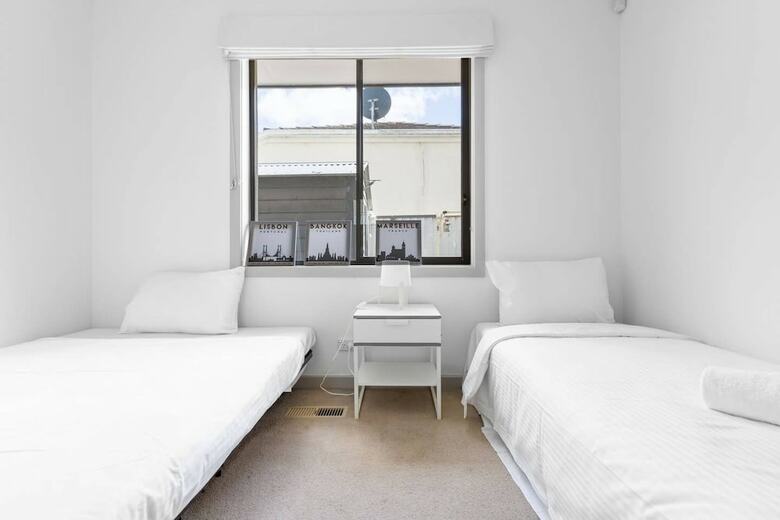 Spacious 3bedrooms Big House@mitcham