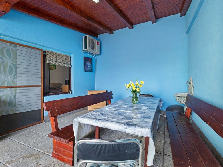 Comfortable Apartment In Jadranovo Near Seabeach