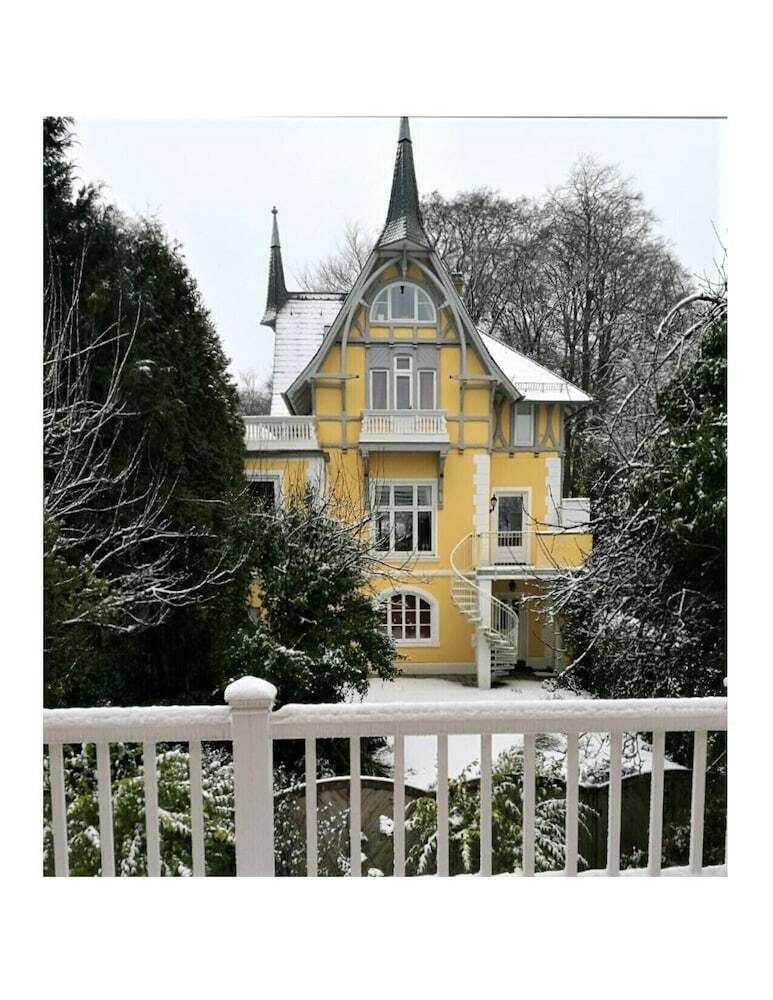 Golden Villa At The Museumsberg