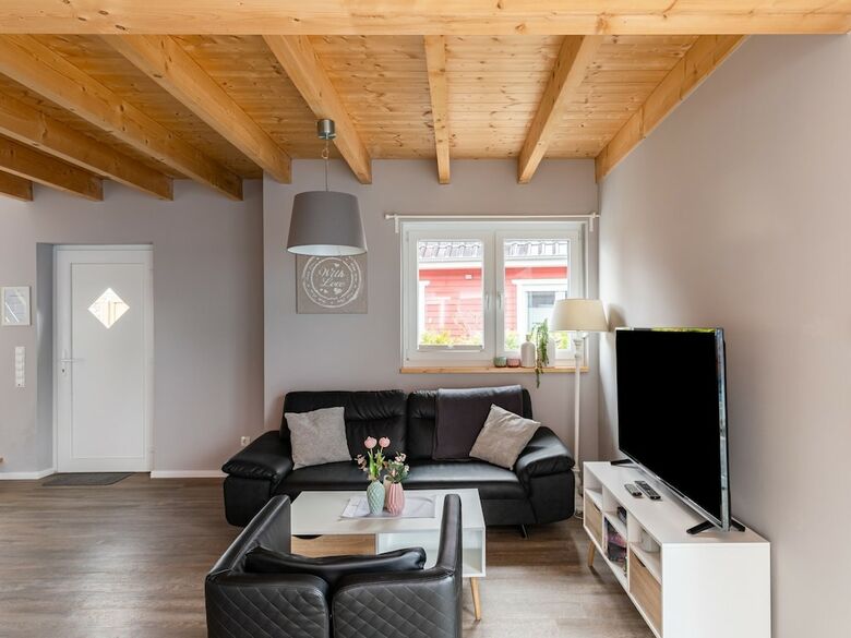 Enticing Holiday Home In Hasel�nnen With Sauna