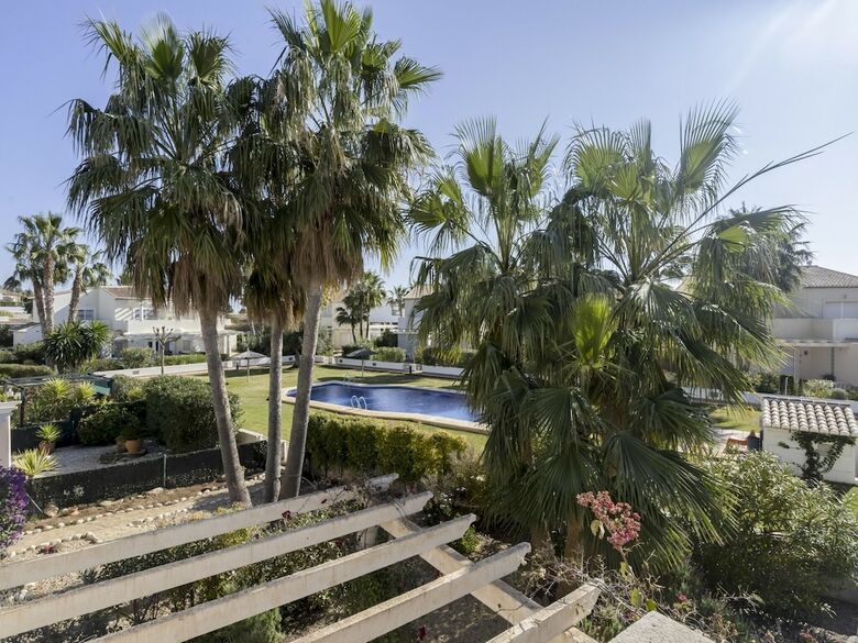 Fabulous Holiday Home In Calpe With Swimming Pool