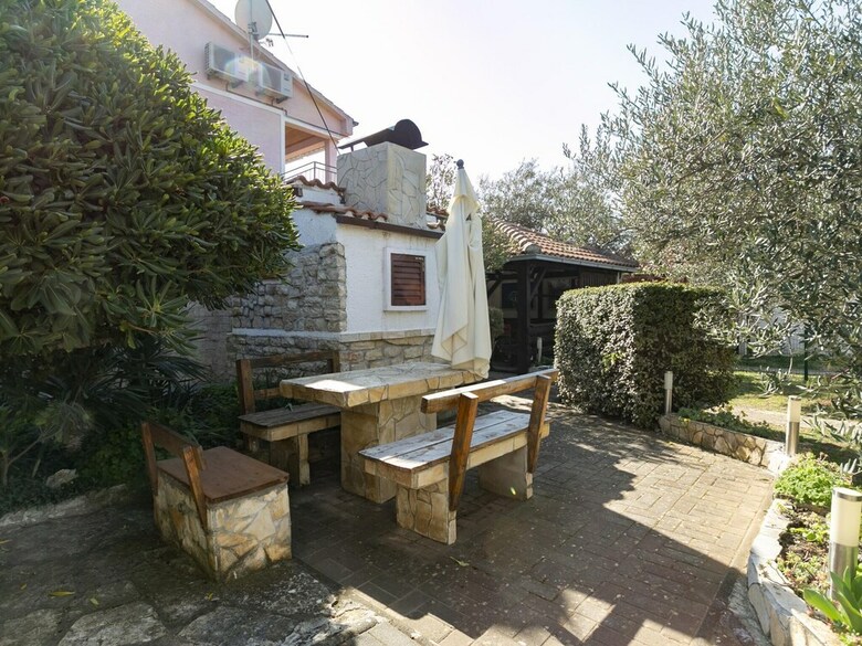 Lovely Apartment In Pirovac With Balcony